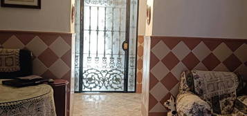 Casa adosada en venta en Bujalance