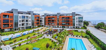 REMAX GELİŞİMDEN ALYA MARİN SİTESİNDE DENİZ MANZARALI 4+2 DAİRE