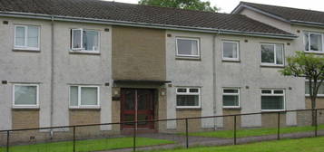 Flat to rent in Mearns Road, Glasgow G77