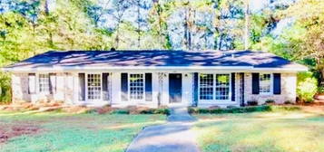 863 Montfort Rd W, Mobile, AL 36608