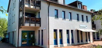 2-Zimmer Wohnung mit Einbauküche, Balkon und Tiefgaragenstellplatz am Kurpark in Bad Rodach