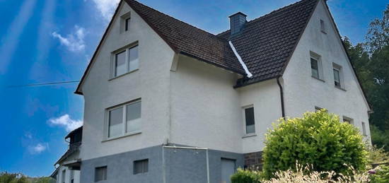 Großzügiges Einfamilienhaus in Waldrandnähe