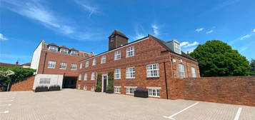 Flat for sale in The Courtyard, West Street, Farnham GU9