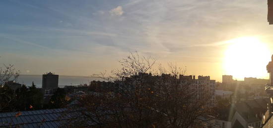 BREST Saint Michel, appartement T2 avec vue mer