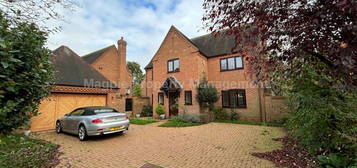 4 bedroom detached house