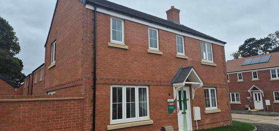 3 bedroom detached house