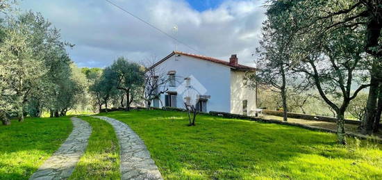 Villa unifamiliare via dei Landi, Romola, San Casciano in Val di Pesa