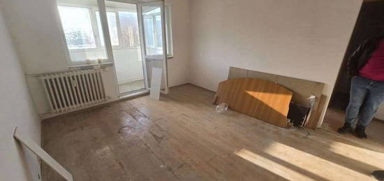 Apartament  2 camere Mircea cel Batran , 42 metri, etaj 4 Cod:156585