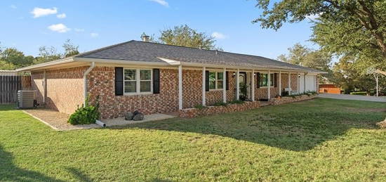 2906 Hunters Gln, Big Spring, TX 79720