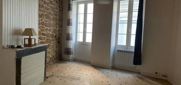 Appartement en rez-de-chaussée, 2 pièces