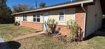 1305 W  New Hope Rd #2B-1BA, Rogers, AR 72758