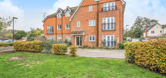 Flat for sale in Raynham Close, Guildford, Surrey GU4