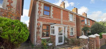 2 bed semi-detached house for sale