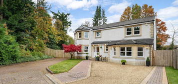 6 bedroom detached house for sale