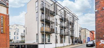 Flat for sale in Trafalgar Street, Base S1