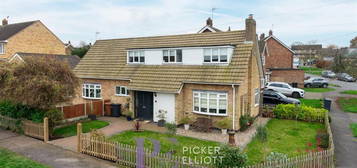 4 bedroom detached bungalow for sale