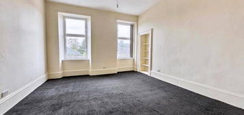 4 bedroom flat to rent