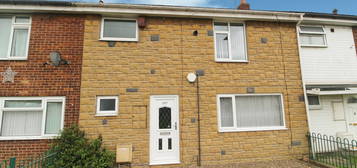 Terraced house to rent in Askern Road, Toll Bar, Doncaster DN5