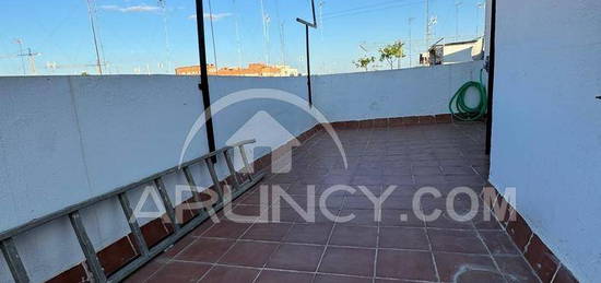 Casa adosada en venta en La Paz