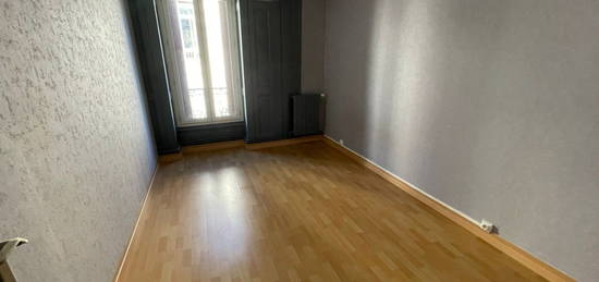 Appartement  à louer, 2 pièces, 1 chambre, 40 m²