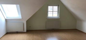 Hübsche, helle zwei Zimmer Wohnung!