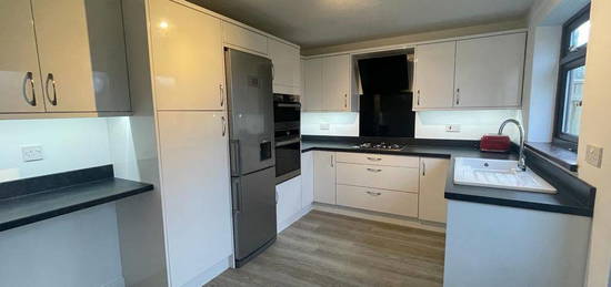 3 bed property to rent