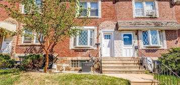 4235 Marple St, Philadelphia, PA 19136