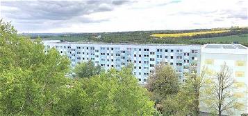 Kleinpestitz! - Schöne 4-Zimmer-Familienwohnung mit Balkon in grüner Lage!