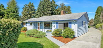 8719 36th Street W, University Place, WA 98466