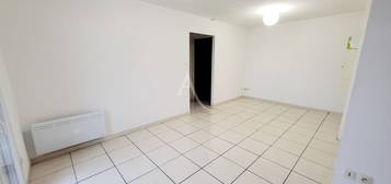 Appartement  à louer, 2 pièces, 1 chambre, 39 m²