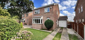 Detached house to rent in Wenthill Close, Ackworth WF7