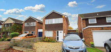 3 bedroom detached house