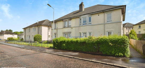 Flat to rent in Brucehill Road, Dumbarton G82