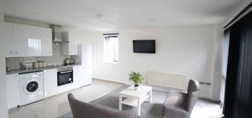 3 bed shared accommodation to rent