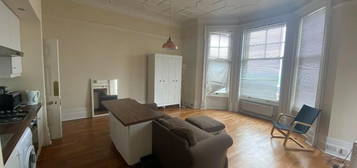 1 bedroom ground floor flat