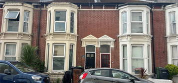 5 bed terraced house for sale