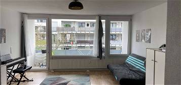Renovierte 1-Zimmer-Wohnung mit Balkon und EBK