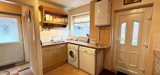 2 bedroom semi-detached house for sale