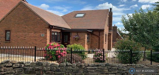 3 bedroom detached house