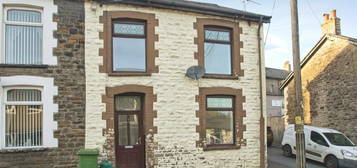 Terraced house for sale