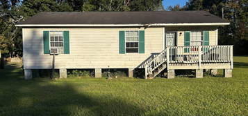 461 Church St, Fayette, MS 39069