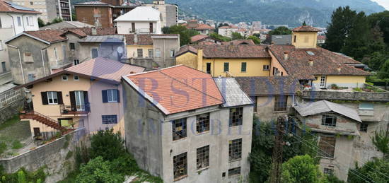 Terratetto plurifamiliare via Mentana 87, Castello, Lecco