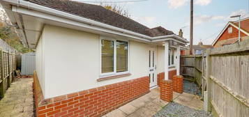 1 bedroom detached bungalow