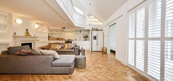 Property for sale in Redcliffe Gardens, Chelsea, London SW10