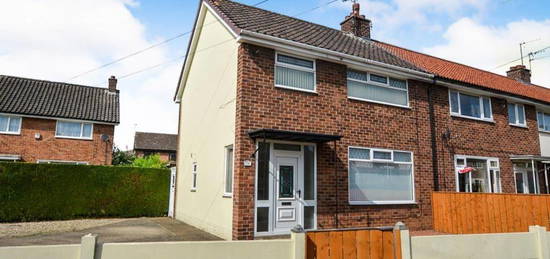 End terrace house to rent in Woodhill Close, Anlaby HU10