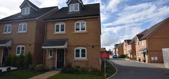 4 bed detached house for sale