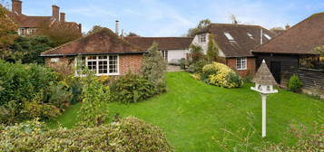 5 bed detached house for sale