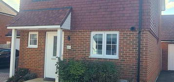 3 bedroom detached house to rent