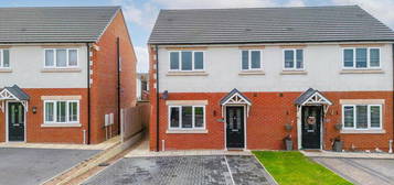 3 bedroom semi-detached house to rent