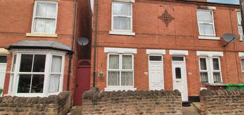 2 bed terraced house for sale